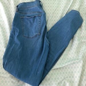 Light denim skinny jeans